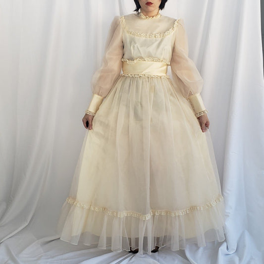 70s Cream Long Sleeve Wedding Gown