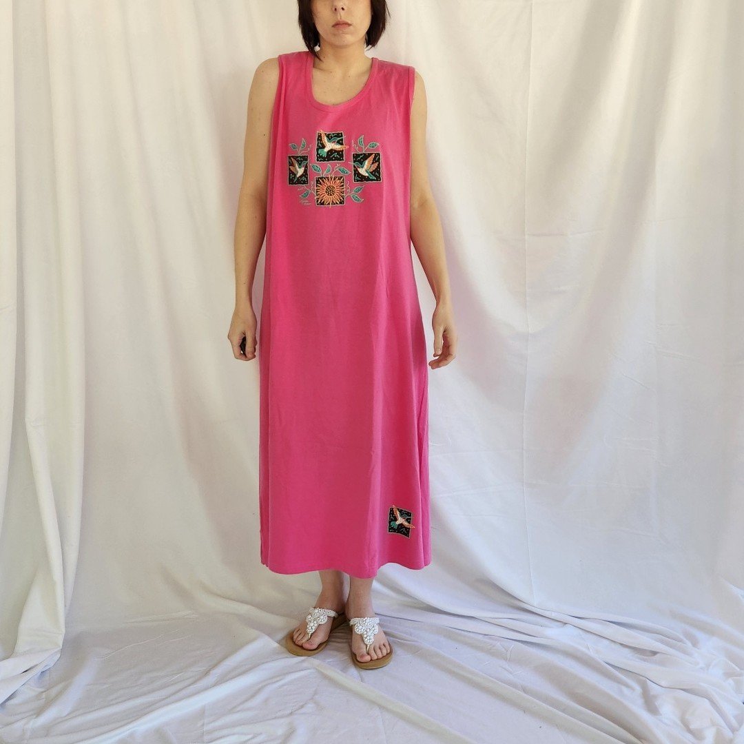 hummingbird maxi dress Y2K Pink Cotton Hummingbird Theme Maxi Dress and Shirt – Kaitlyn's Vintage  Closet