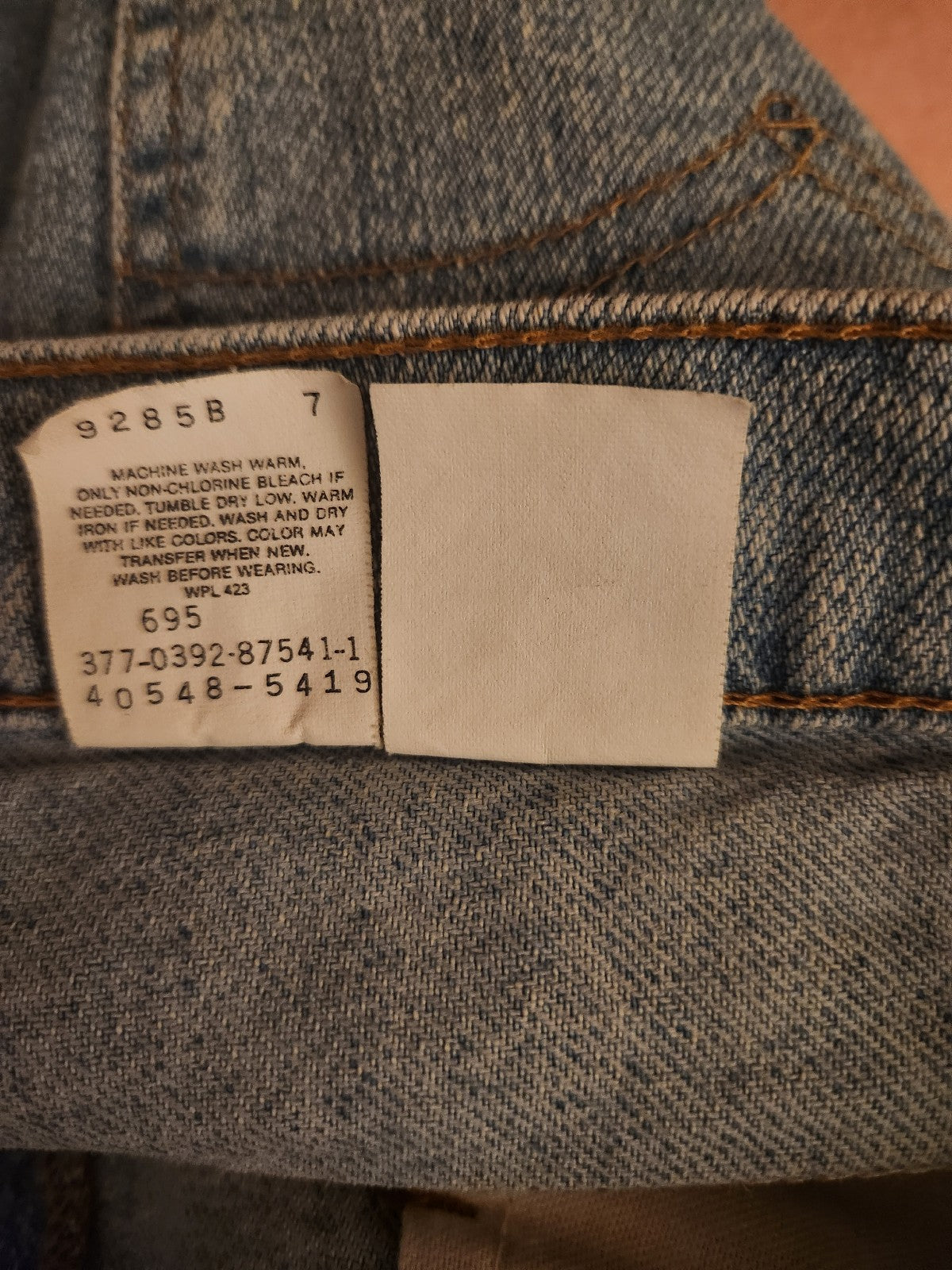 90s Deadstock Levi's Relaxed Jeans