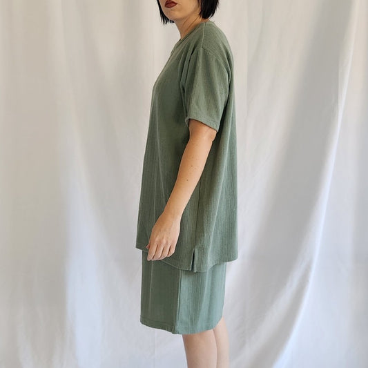 90s Green Tee and Skirt Set