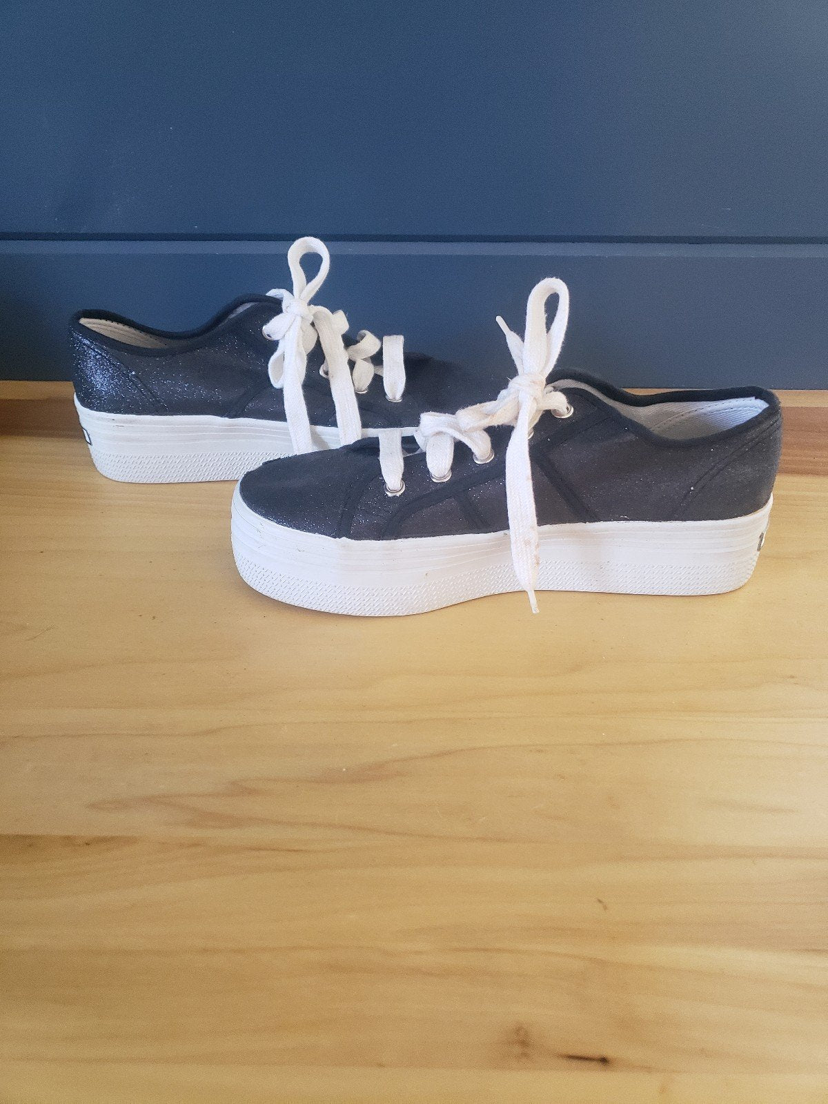 Y2K l.e.i Black Glitter Platform Tennis Shoes