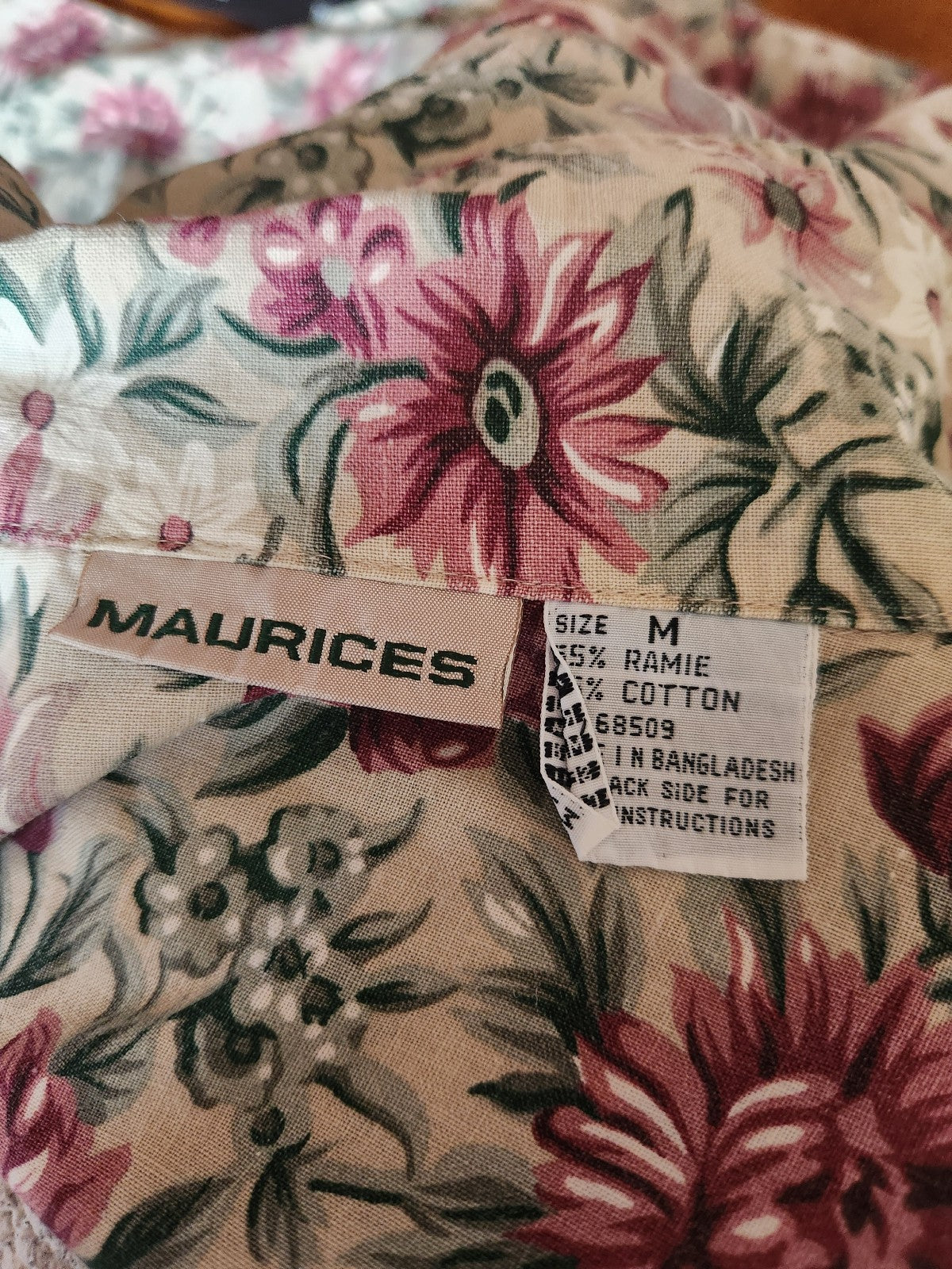 90s Tan and Pink Floral Button Down