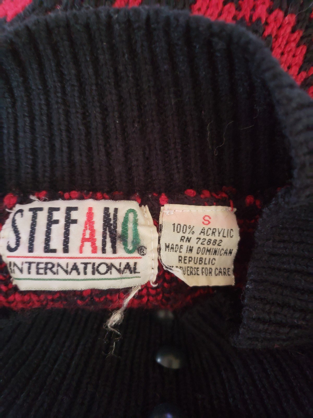 80s Red and Black Mock Turtleneck Sweater