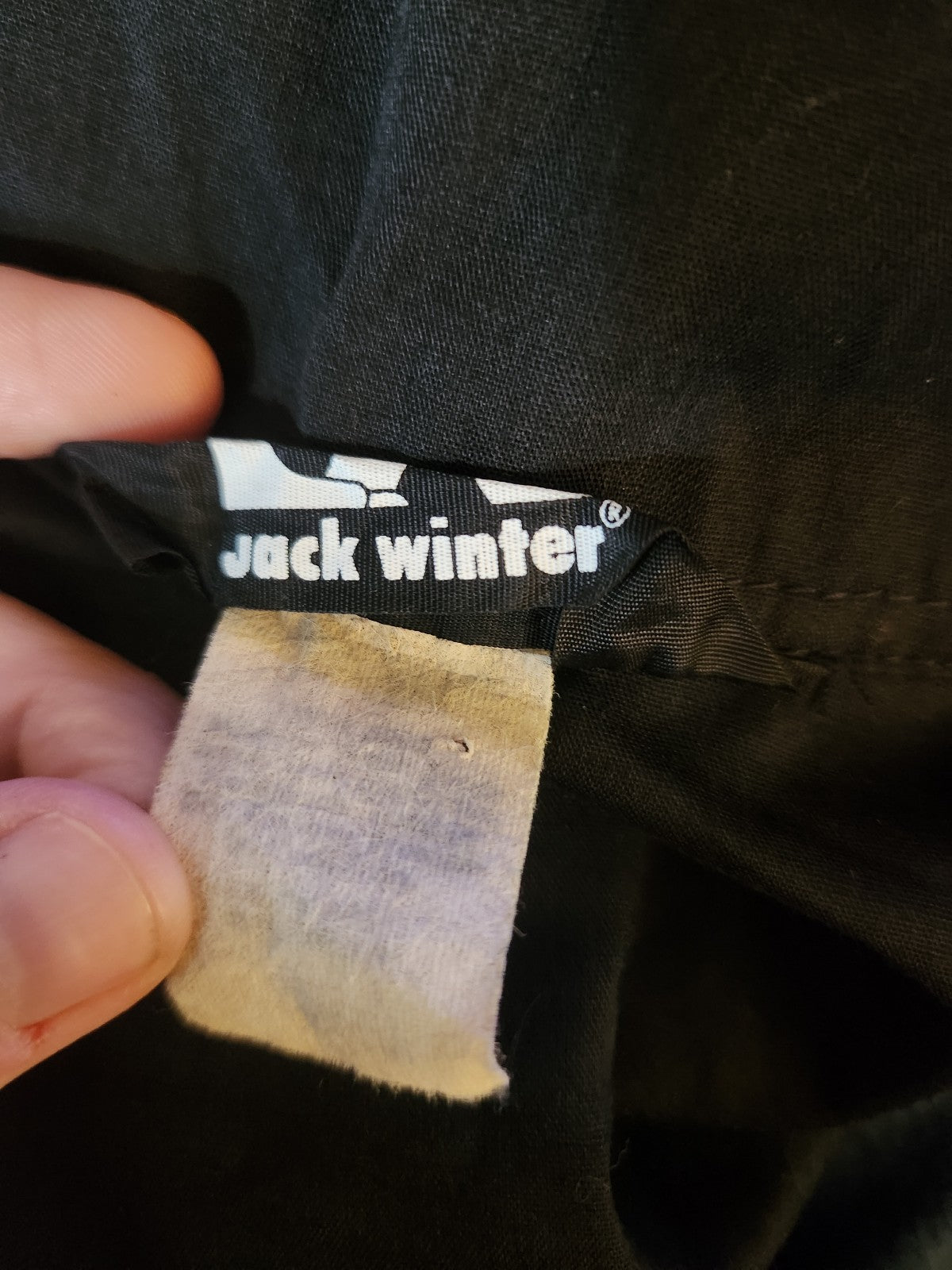 70/80s Black Dagger Collar Button Down