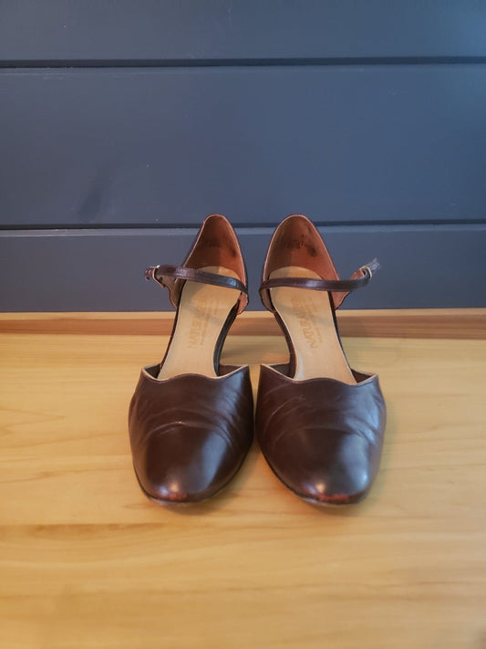 80s Brown Heels