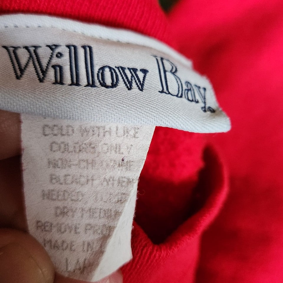 90s Red Winter Birds Wreath Crew Neck Sweatshirt