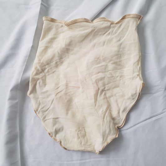 70s Deadstock Beige Nylon Panties