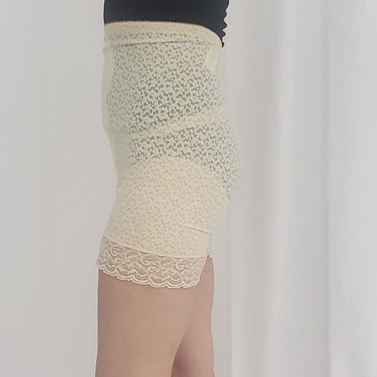 70s Cream Lace Girdle