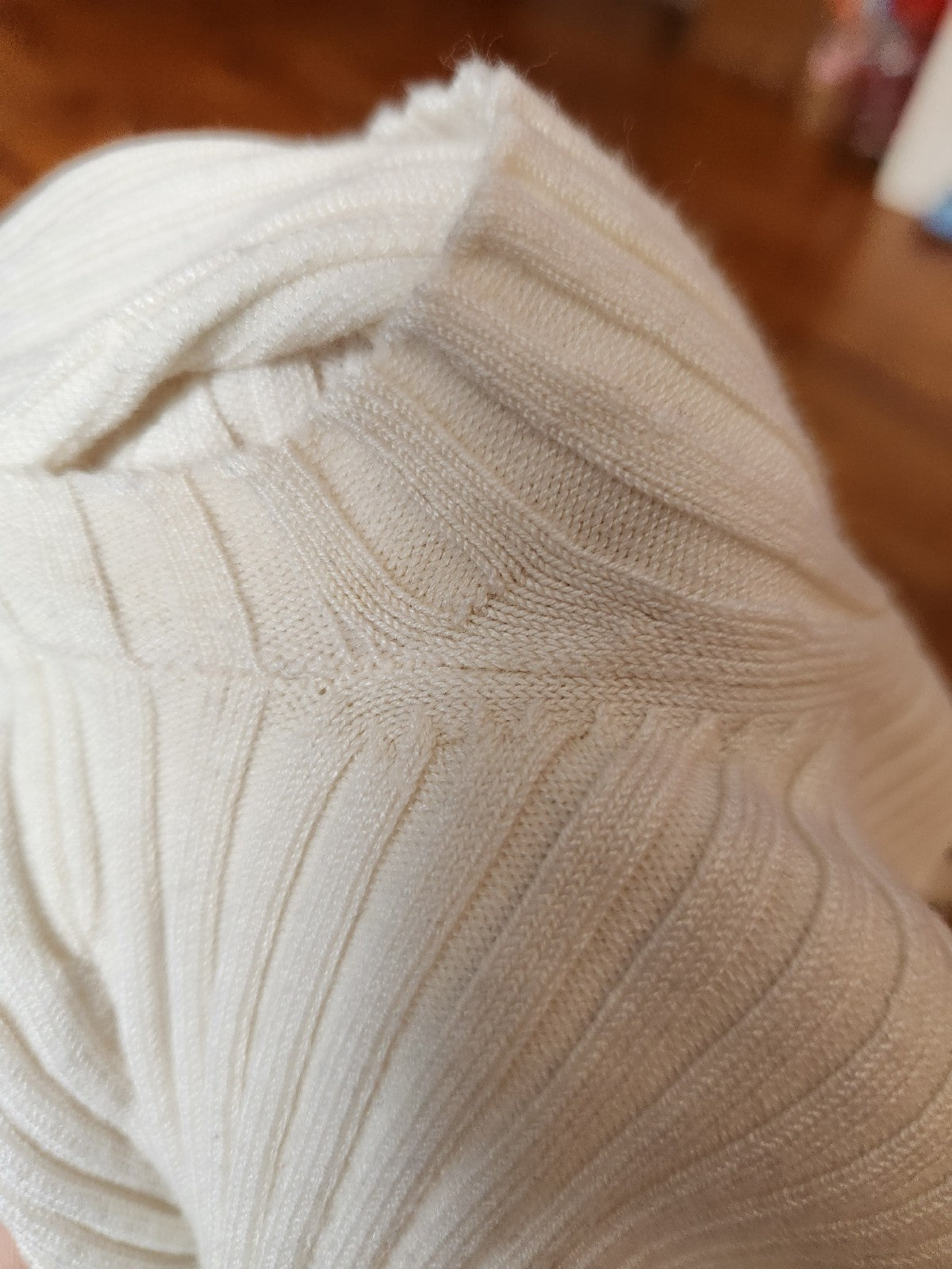 Y2K White Ribbed Blouse