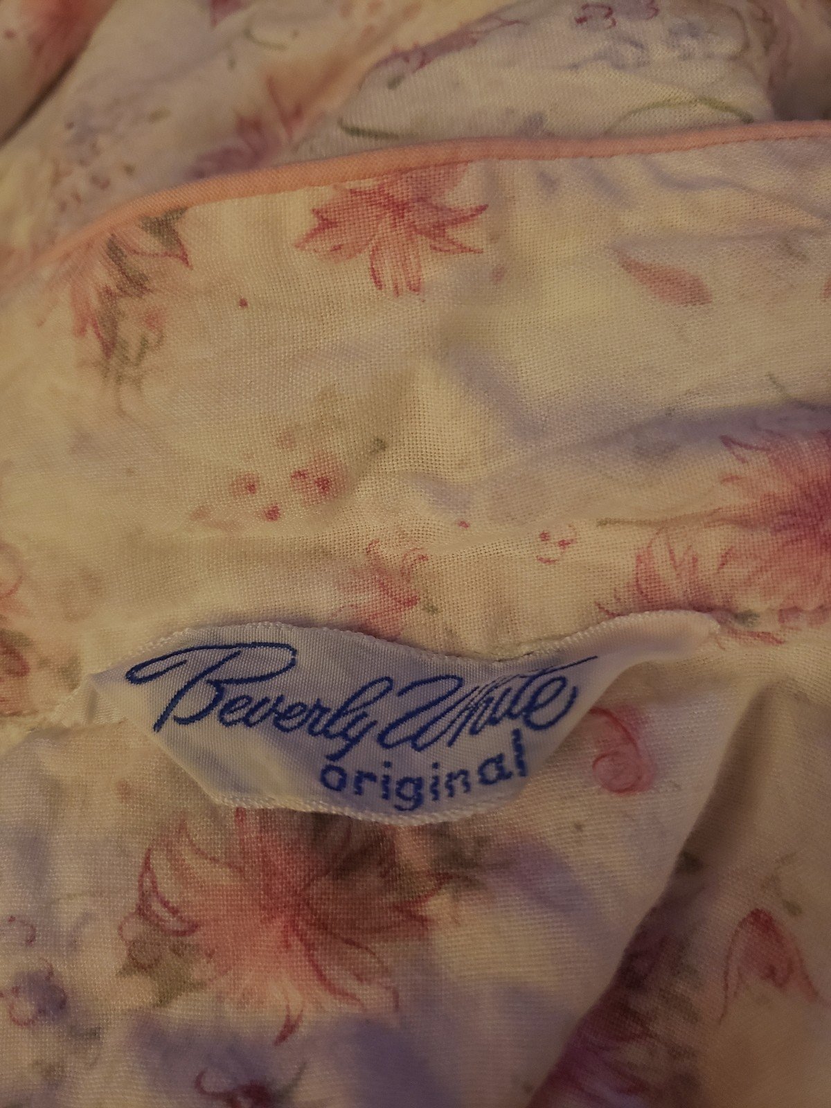 70s White and Pink Floral Pajama Set