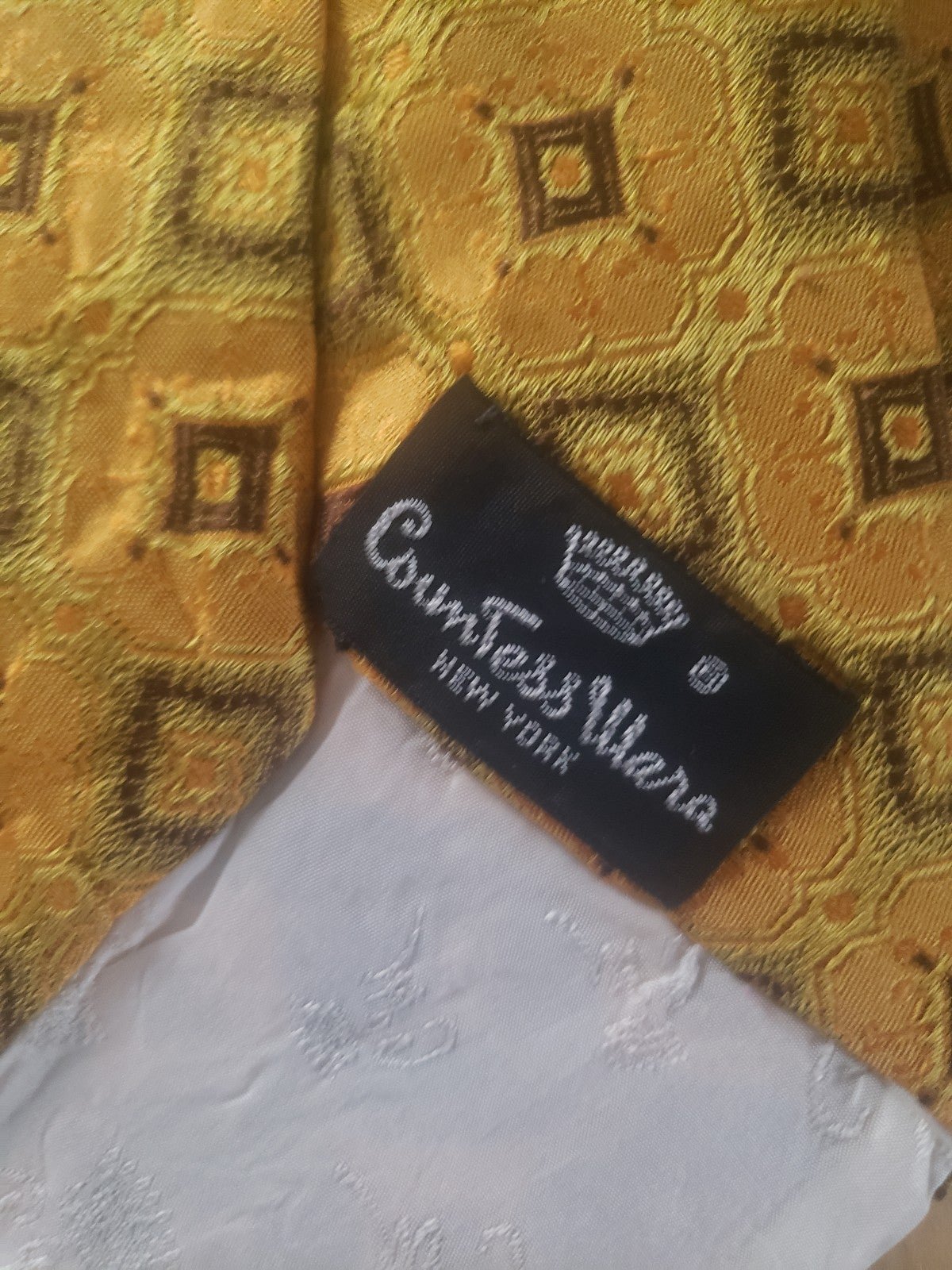 Vintage 70s Yellow and Brown Tie
