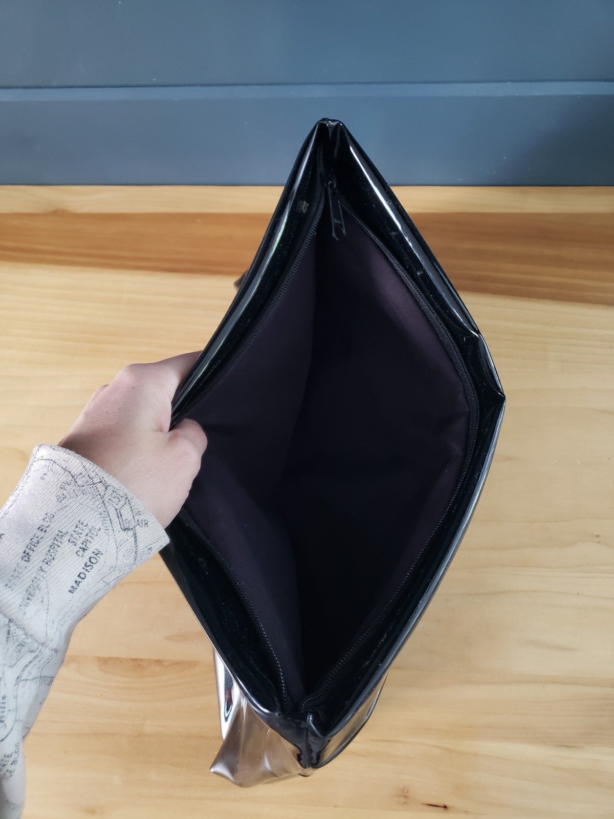 Vintage 80s Faux Patent Leather Bag