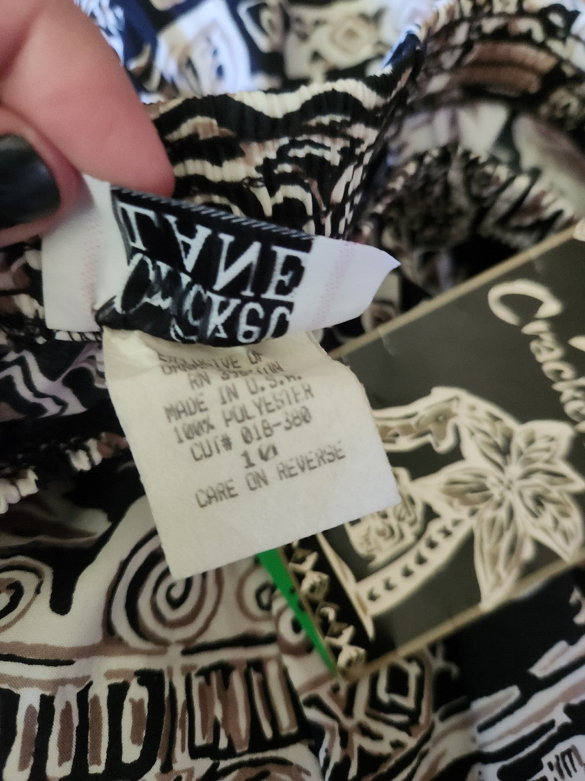 90s Deadstock Black and Tan Tropical Print Shorts