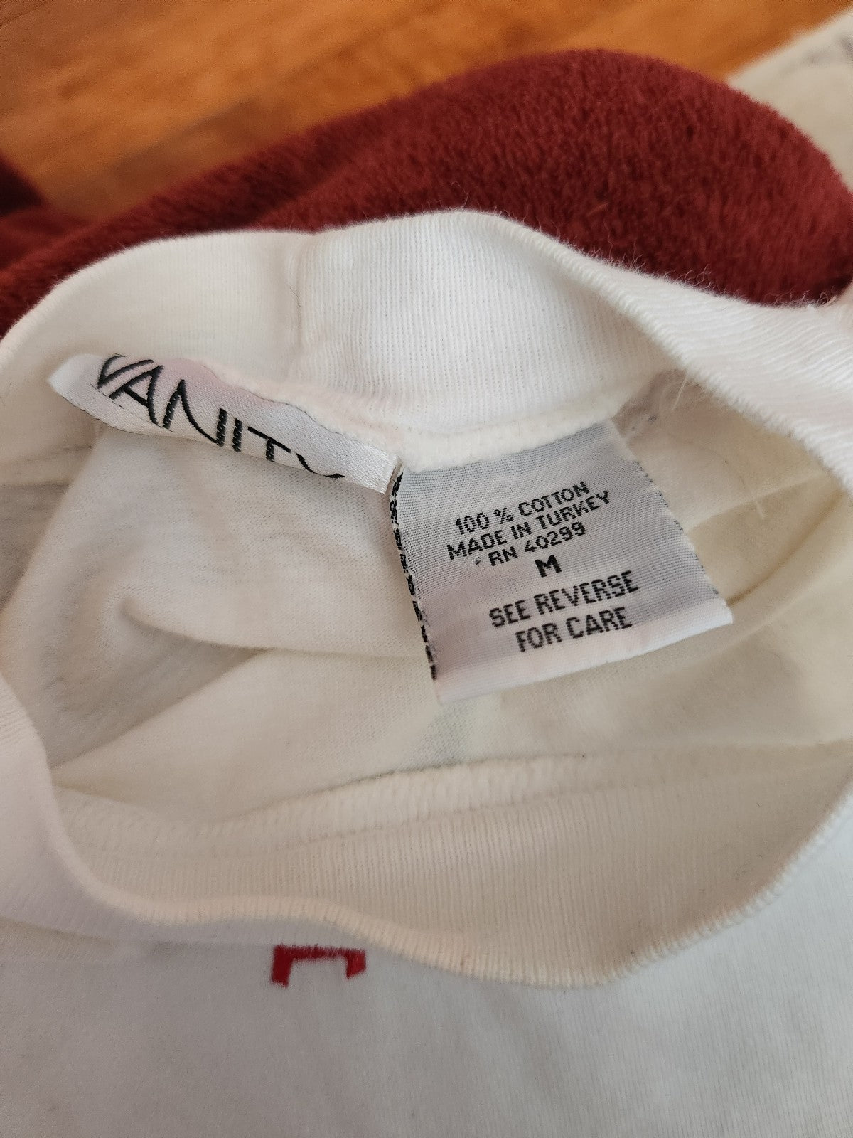 90s Apple Tree White Mock Neck Shirt