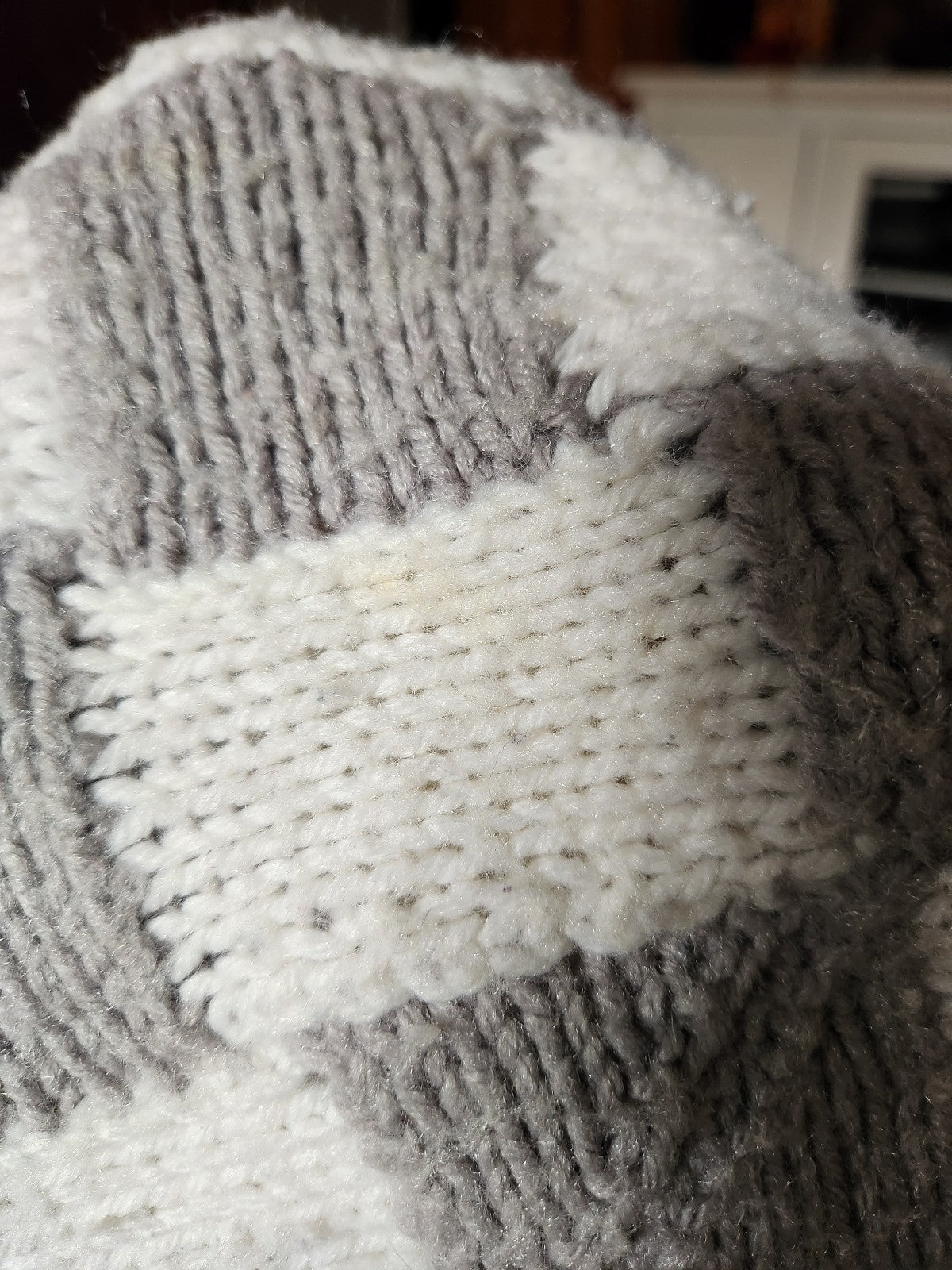 80s Home Made Gray and White Checked Sweater