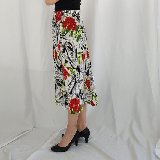 90s White, Red, and Blue Floral Skirt