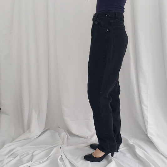 90s Chic Black Mom Jeans