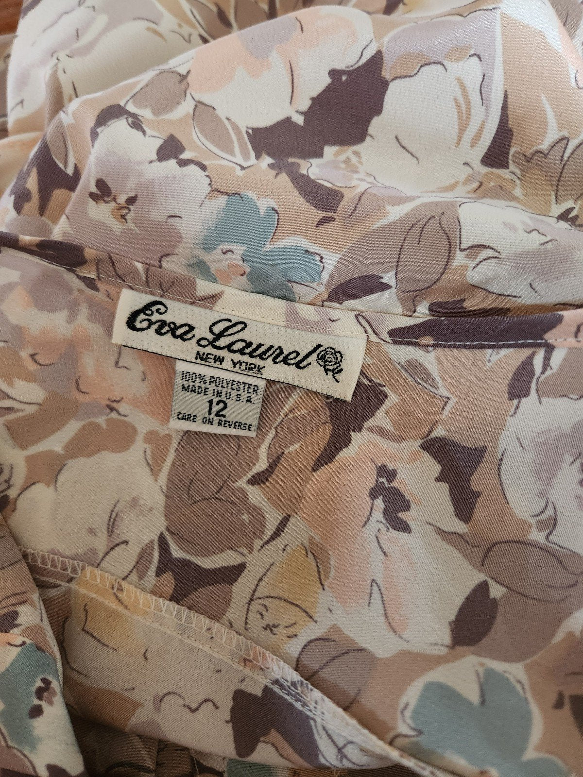 80s Tan and Pink Floral Blouse