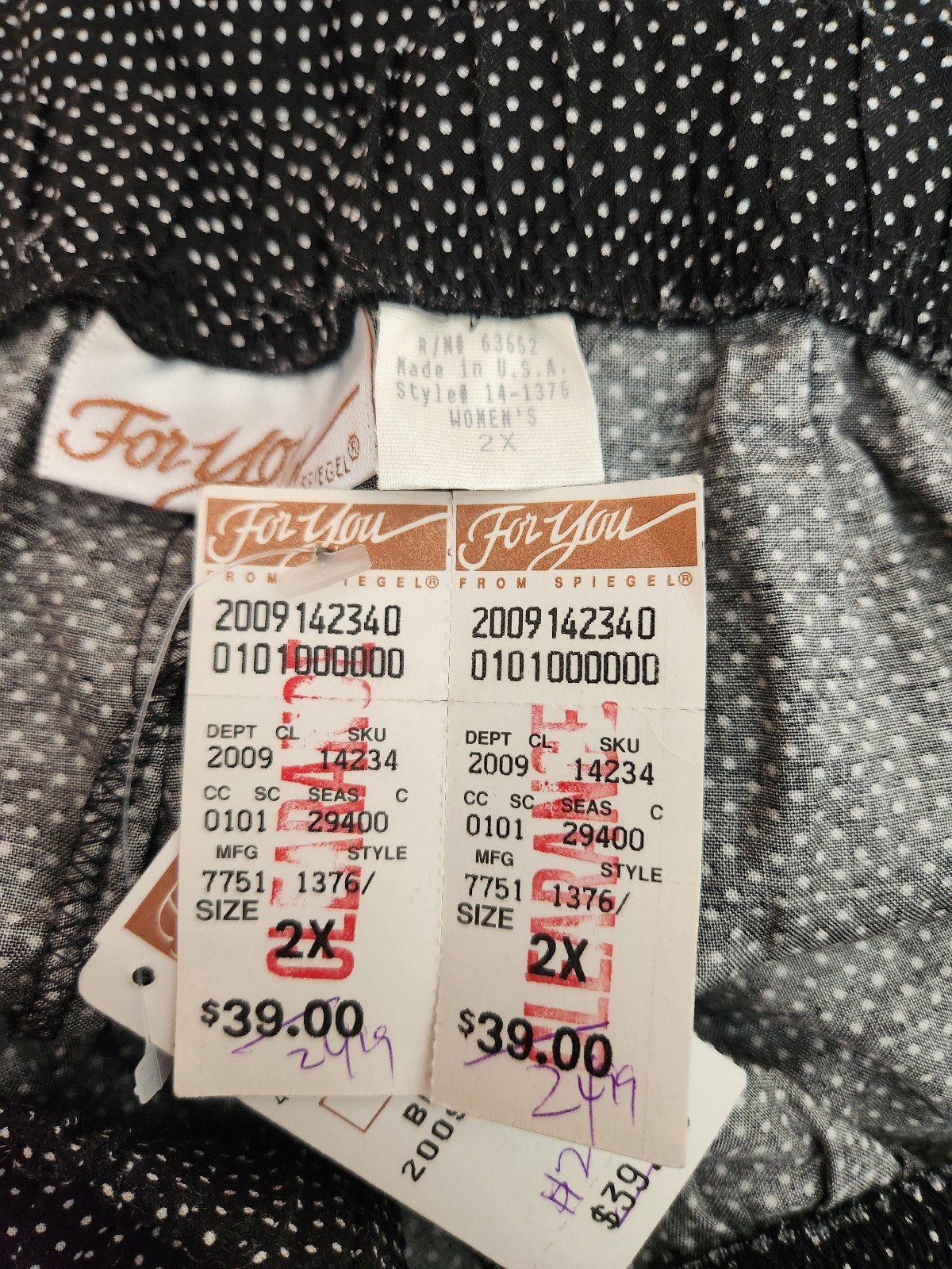 90s Deadstock Rayon Black and White Polka Dot Shorts