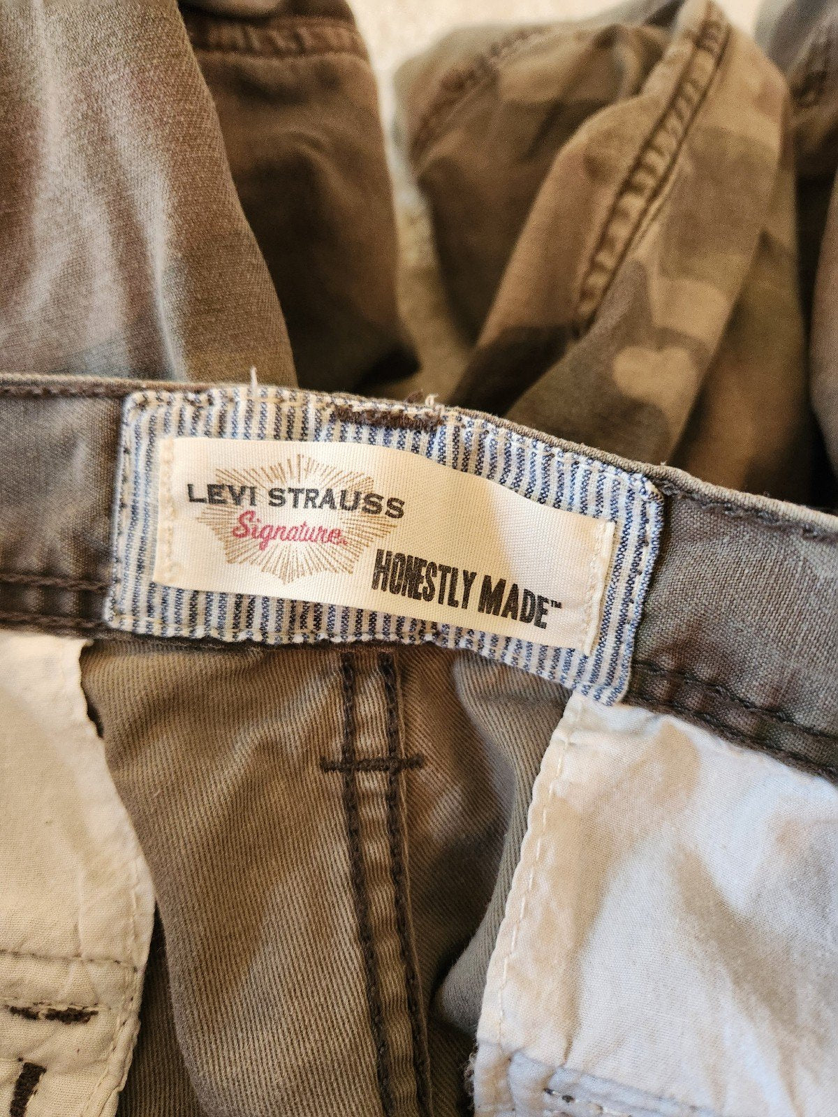 Y2K Levi's Camo Shorts