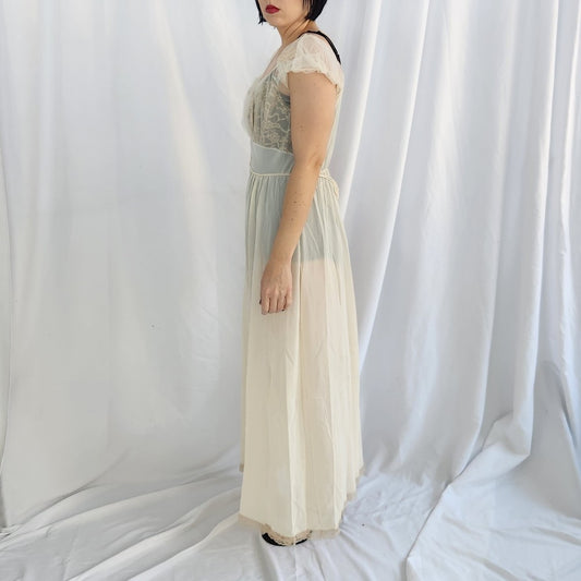 60s Pale Beige Lacy Nightgown