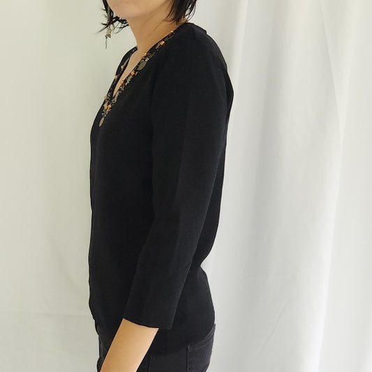 90s/Y2K Black Boho V Neck Top