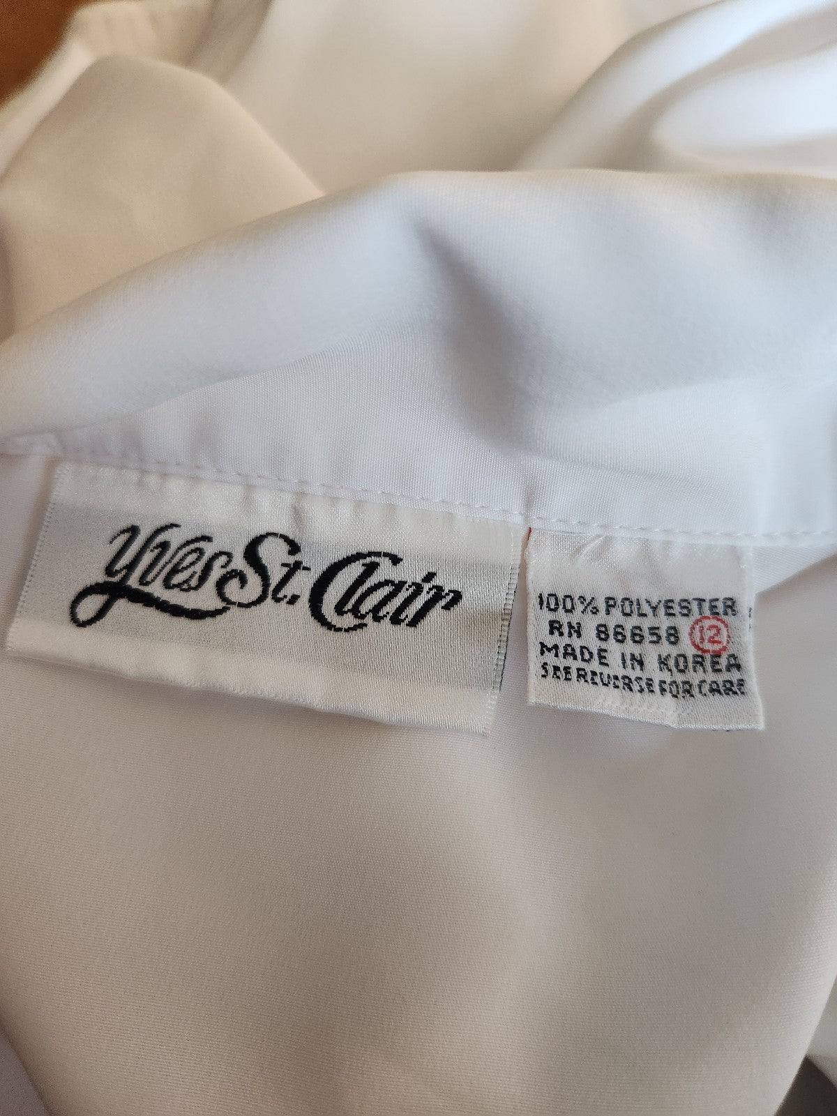 80s White Short Sleeve Button Down Blouse