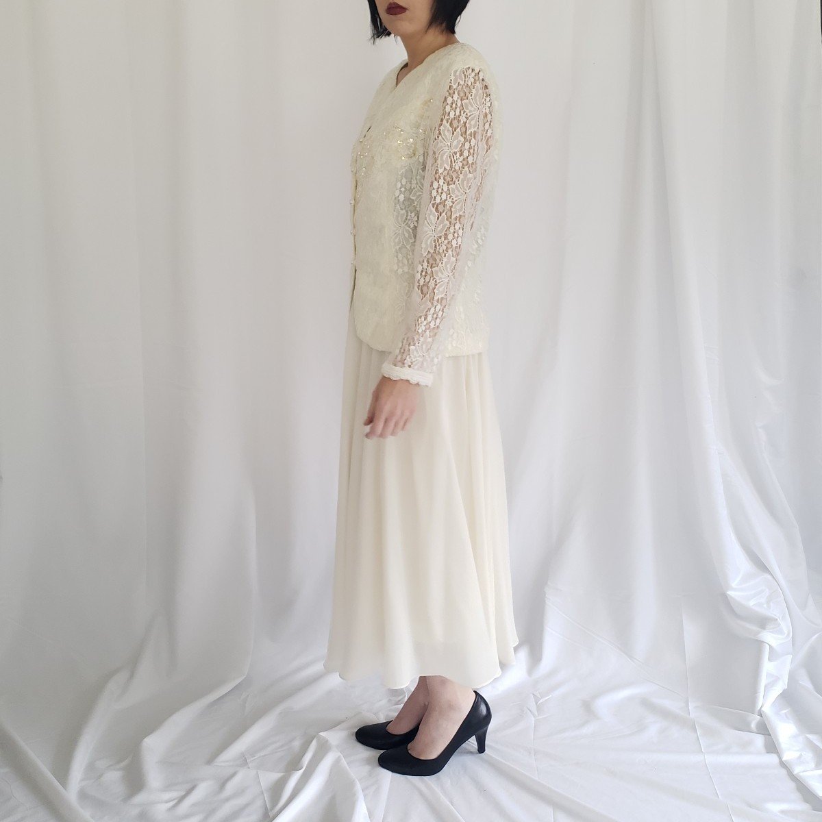 80s White Lace Jacket and Skirt Set