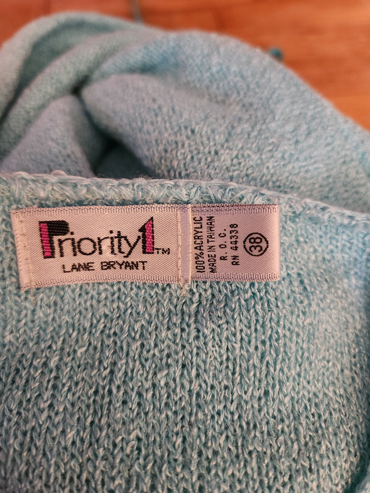 80s/90s Robin's Egg Blue Sweater