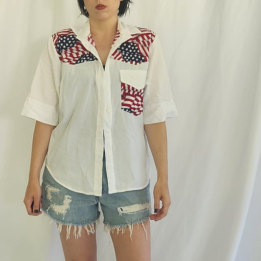 90s/Y2K American Flag Detail Button Down
