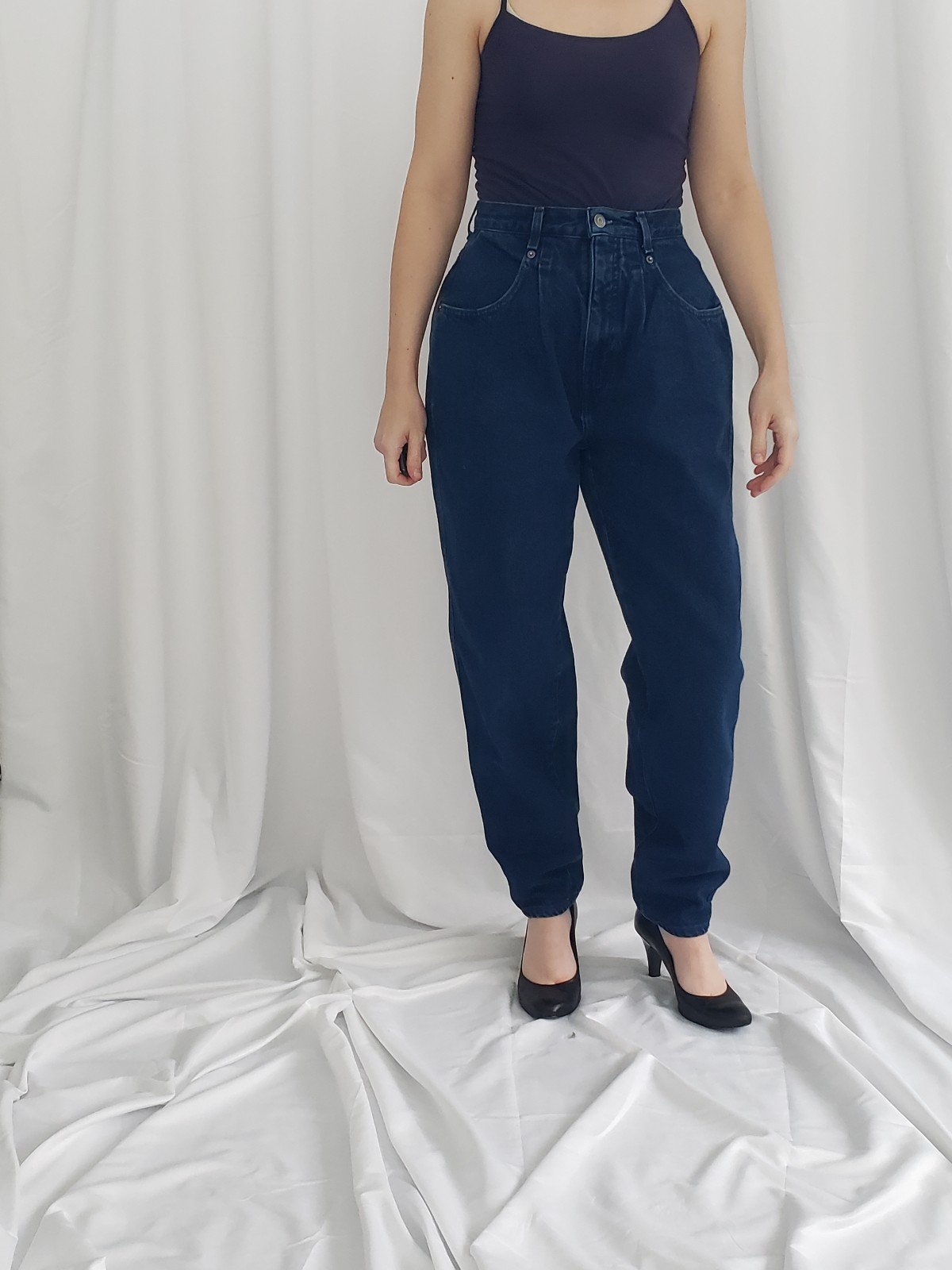 90s Britania Dark Wash Mom Jeans