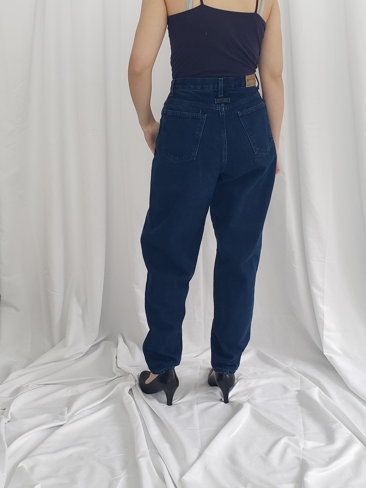 90s Britania Dark Wash Mom Jeans