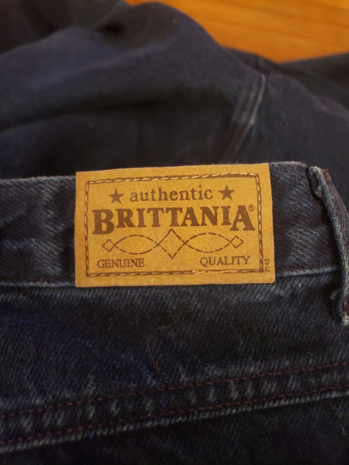 90s Britania Dark Wash Mom Jeans