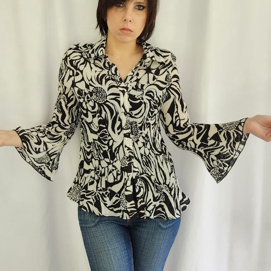 00s Does 70s Black and White Funky Top