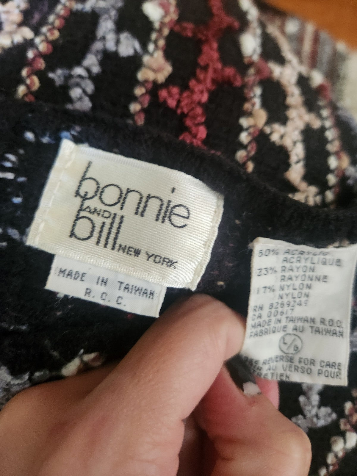 90s Black, White, and Red Multi Texture Short Sleeve Sweater