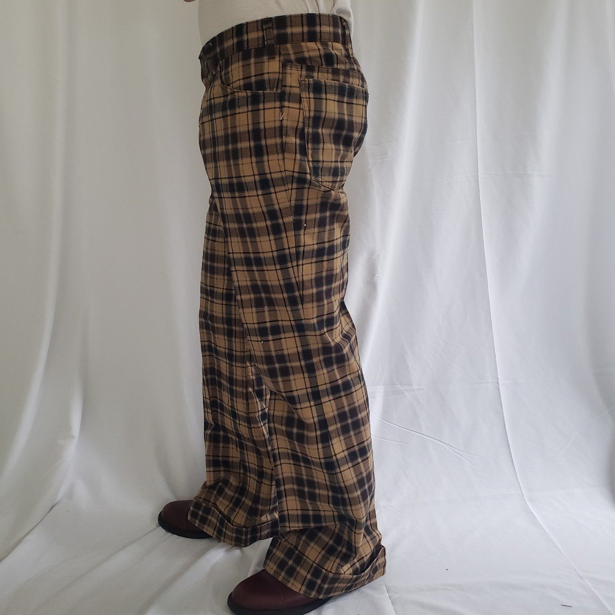 60s/70s Levi's Brown and Blue Plaid Pleated Flare Pants