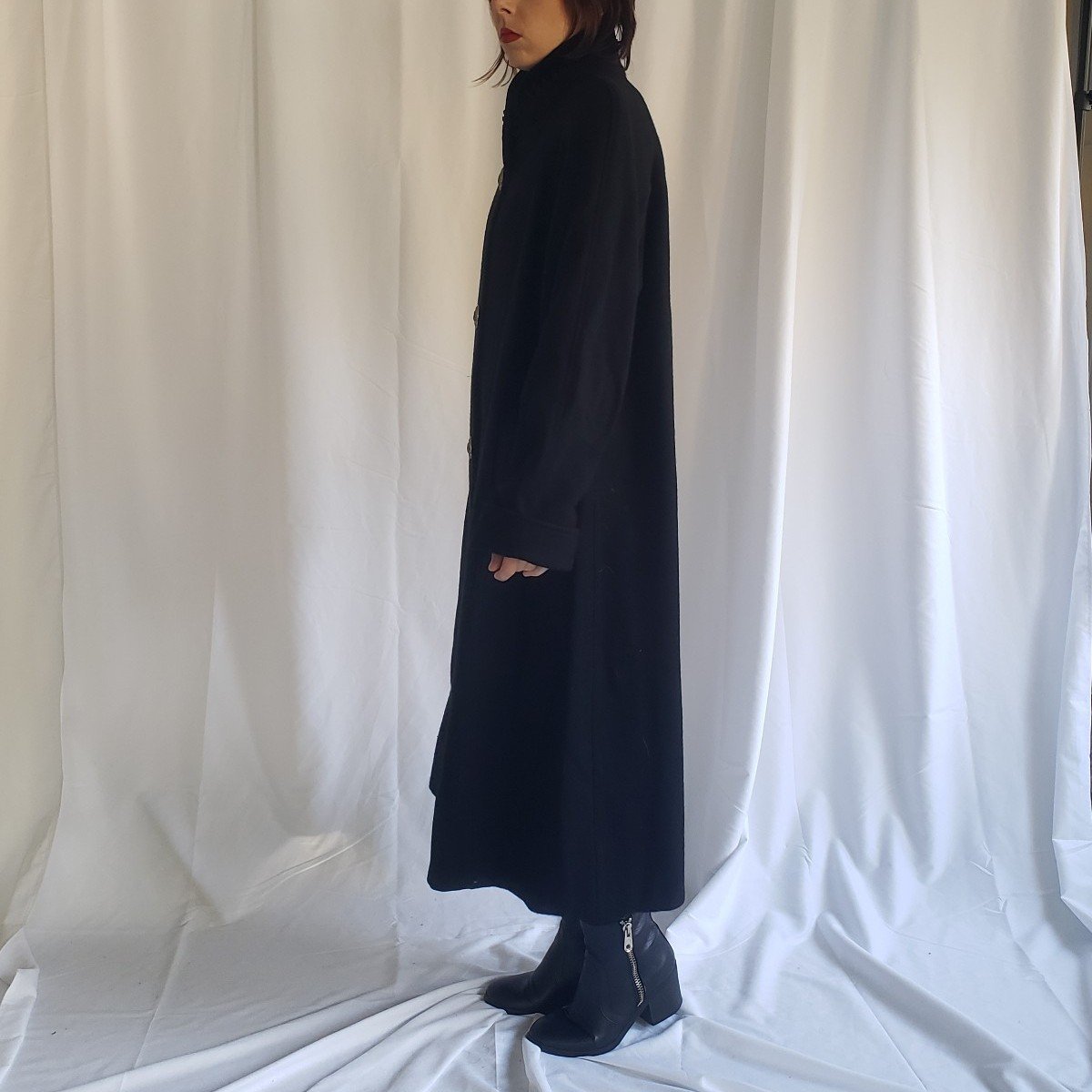 90s Black Wool Overcoat with Velvet Collar