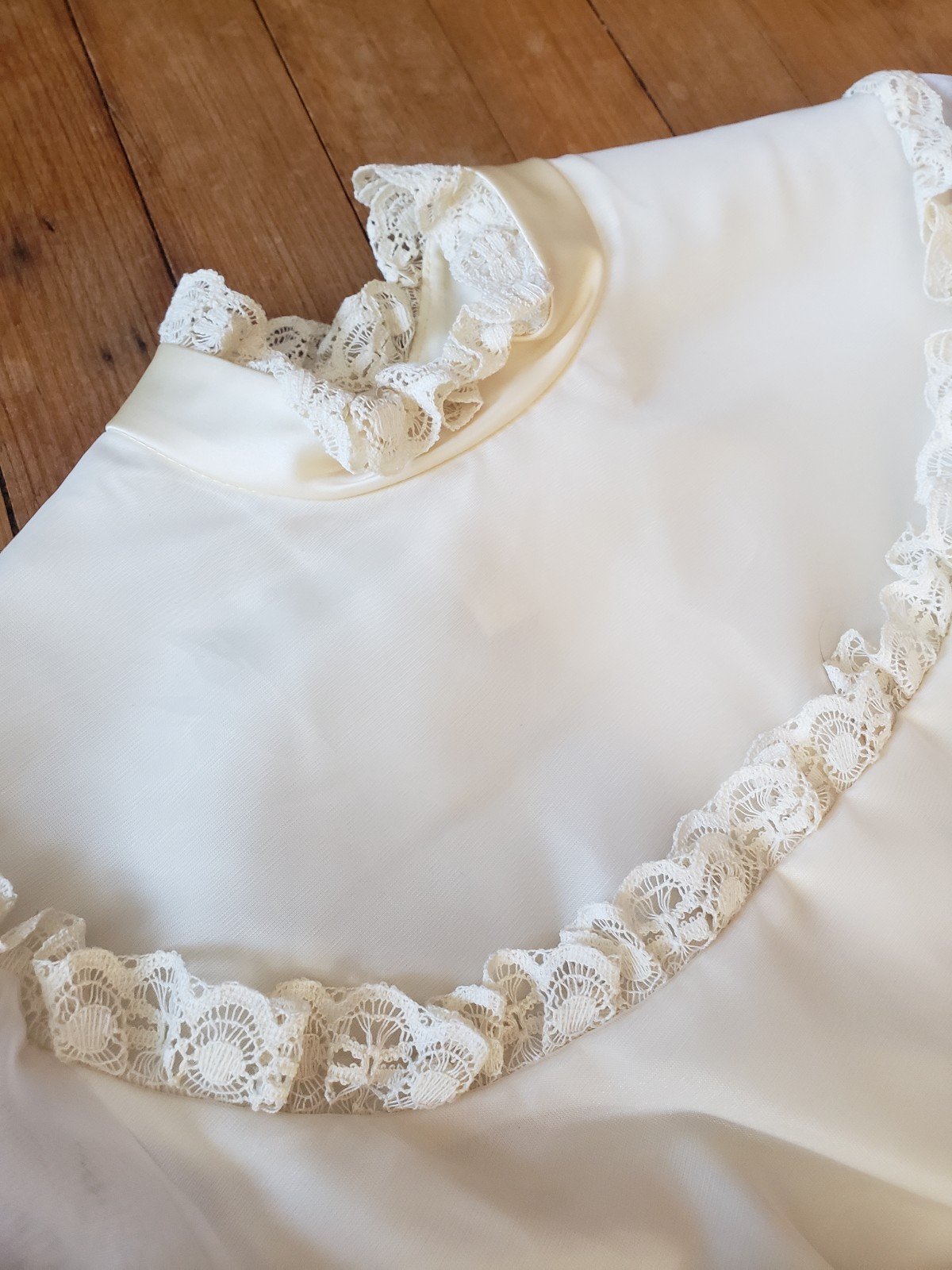 70s Cream Long Sleeve Wedding Gown