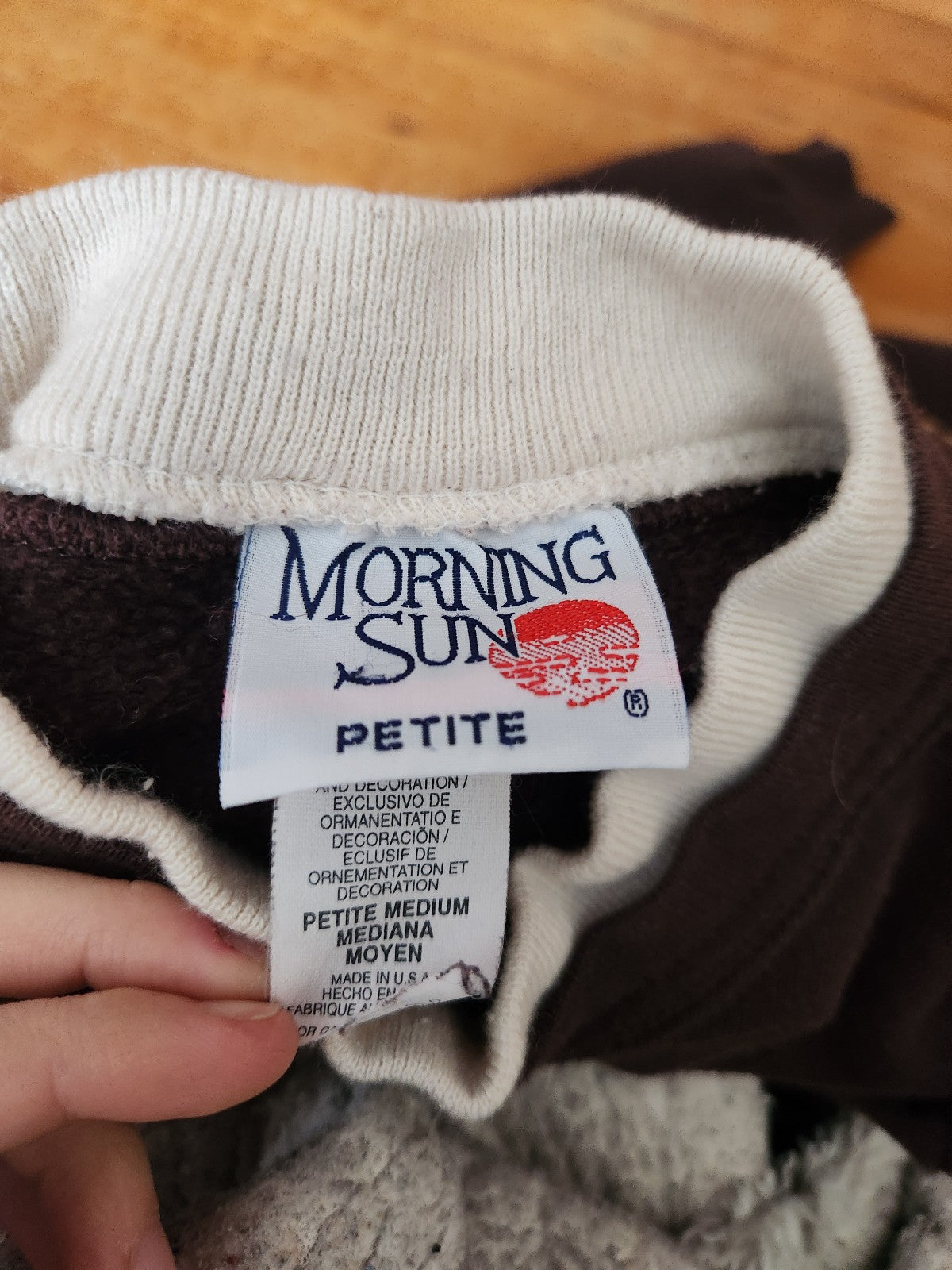 90s/00s Fall Leaves and Mice Sweatshirt