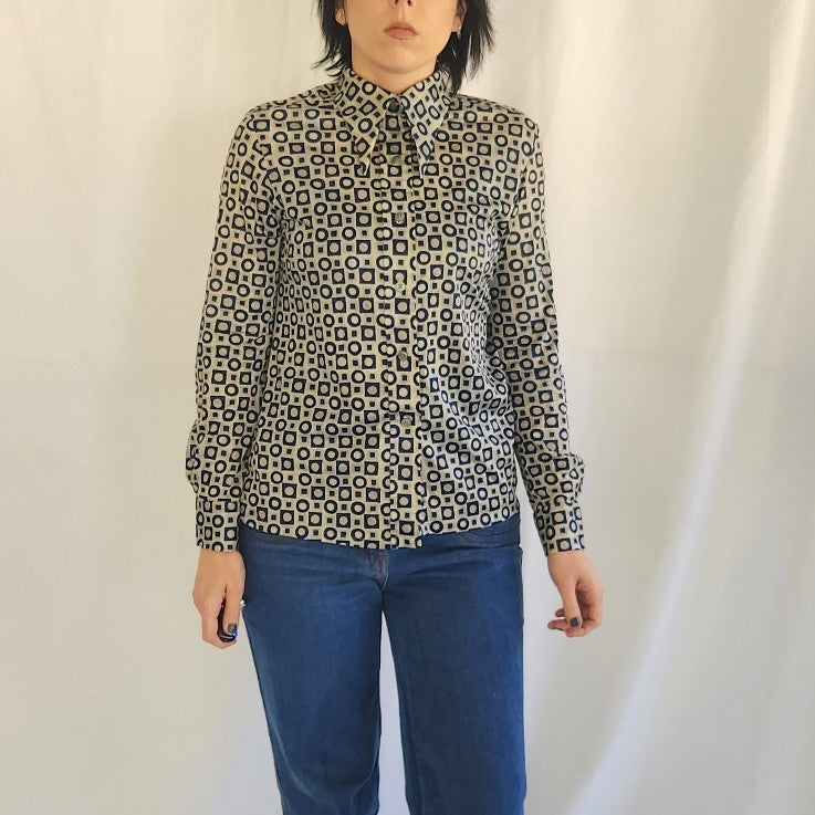 70s Gray and Blue Geometric Print Dagger Collar Shirt