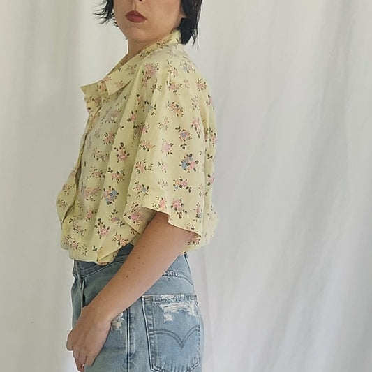 90s/00s Pastel Yellow and Pink Floral Button Down