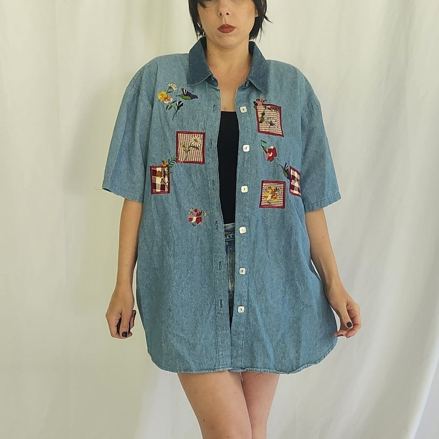 90s/00s Hummingbird Embroidered Denim Button Down