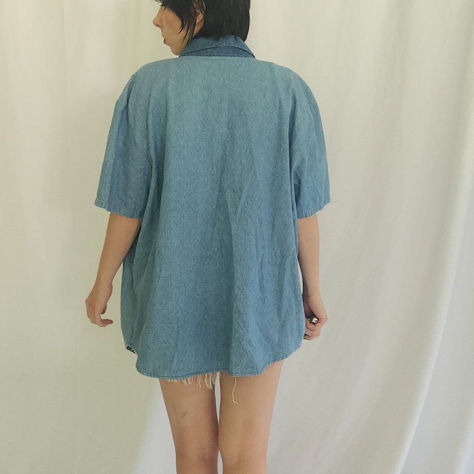 90s/00s Hummingbird Embroidered Denim Button Down