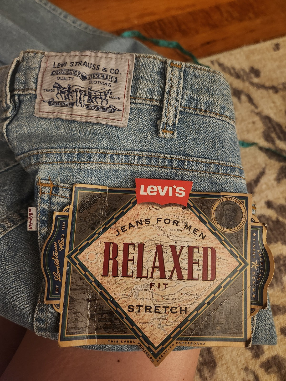 90s Deadstock Levi's Relaxed Jeans