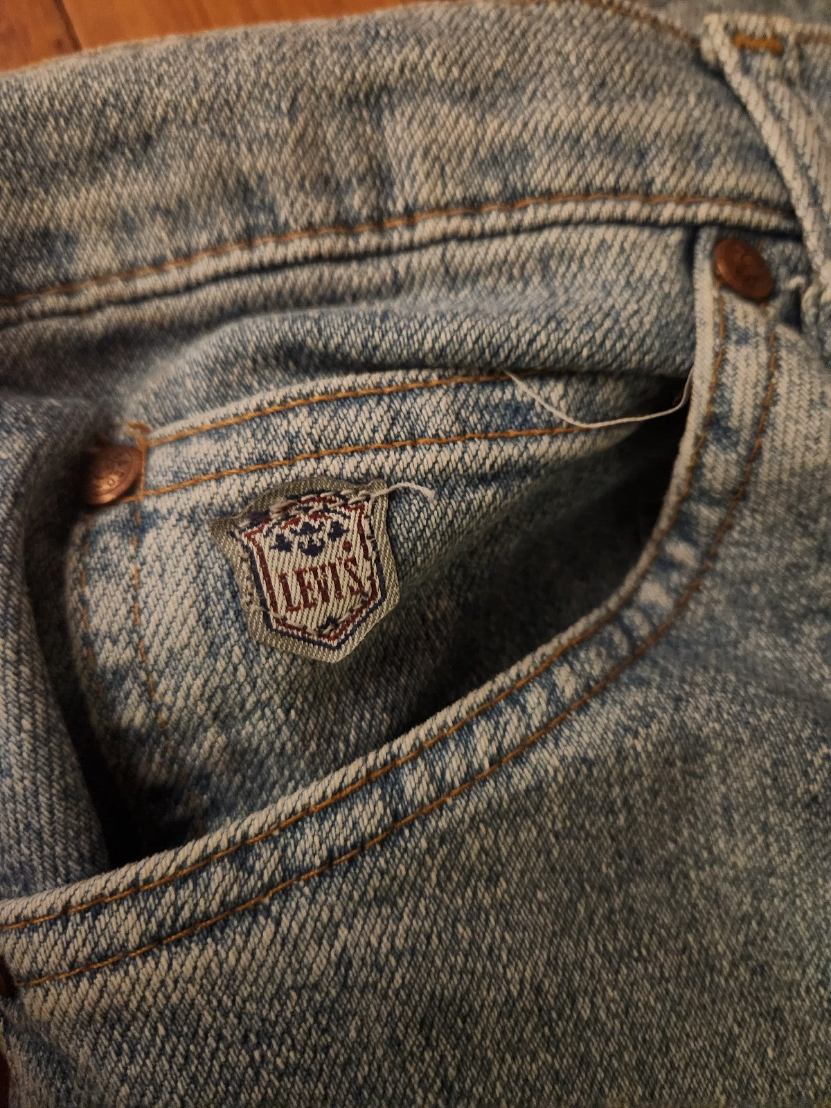 90s Deadstock Levi's Relaxed Jeans