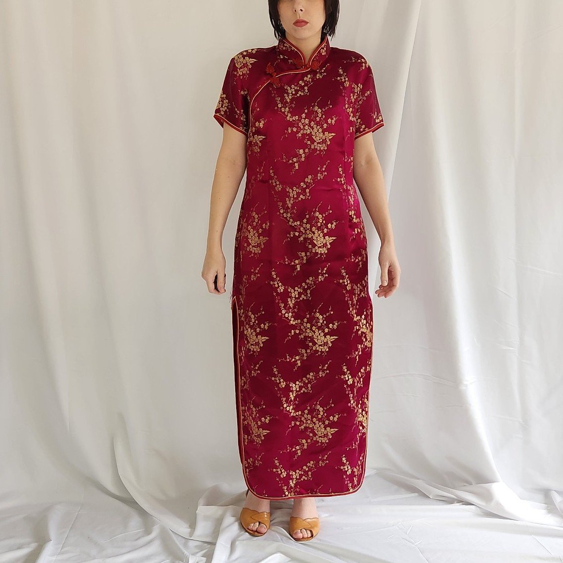 Vintage Reproduction Pink and Gold Satin Cheongsam