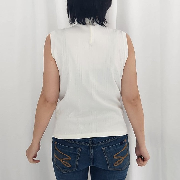 70s White Mock Neck Sleeveless Top