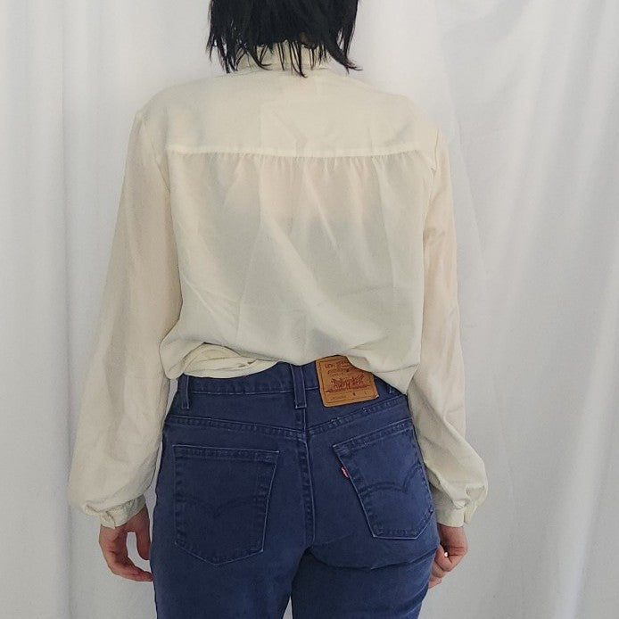 80s Off White Button Down Blouse with Frilly Collar