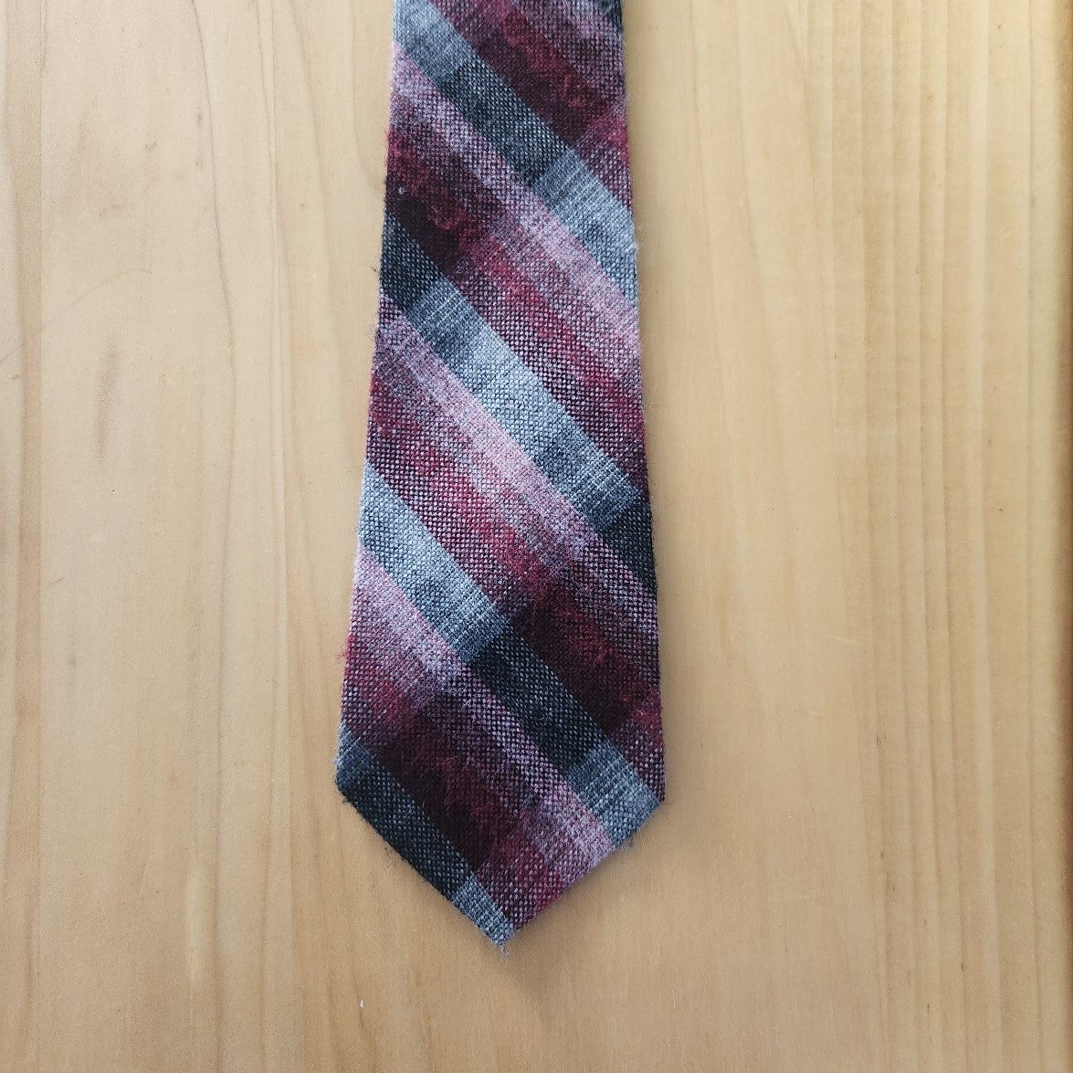 90s Red and Gray Plaid Wool Tie