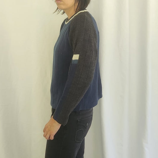 Y2K Blue and Gray Sweater